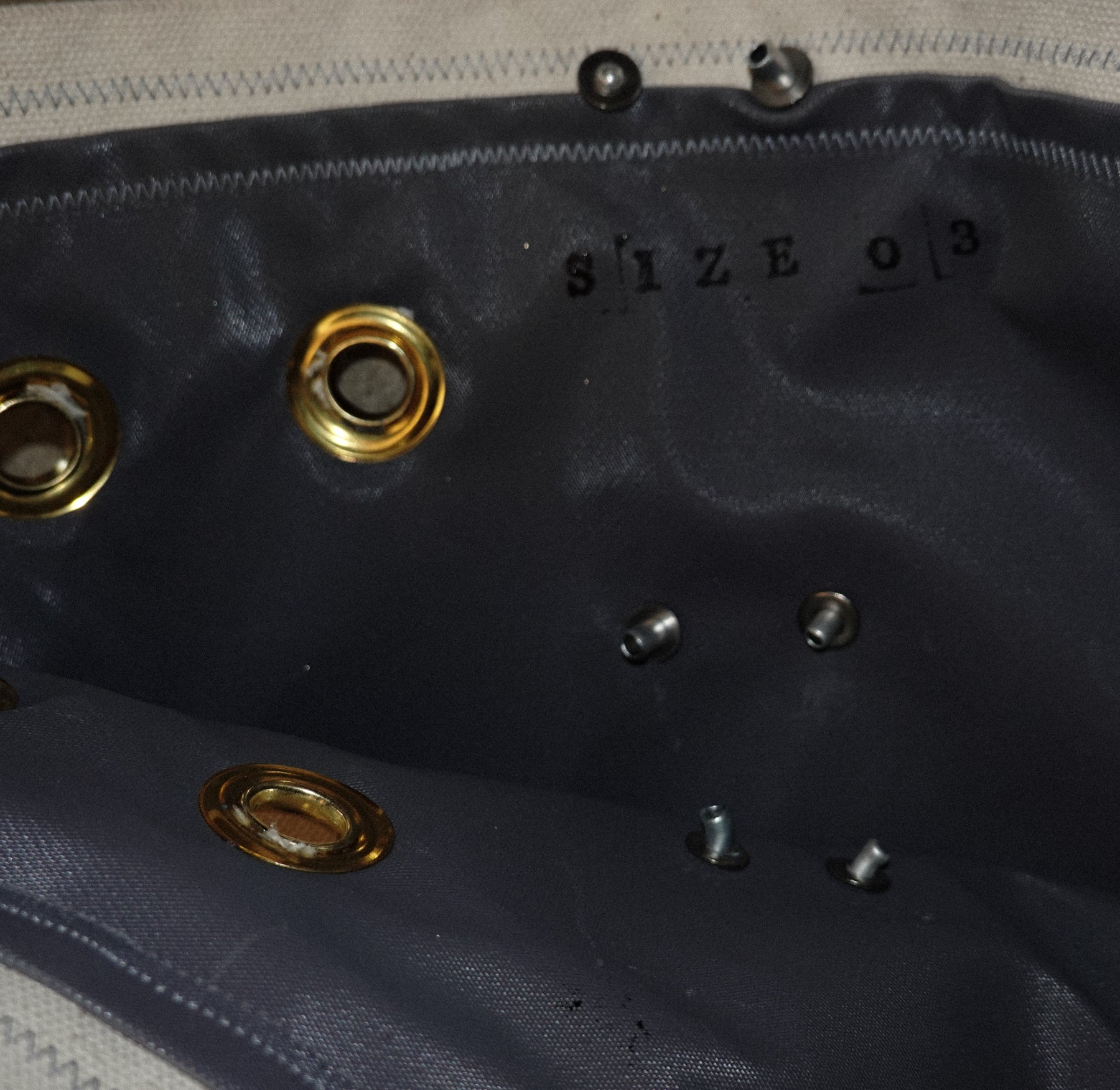 VINTAGE CARRY BAG (SIZE 03)